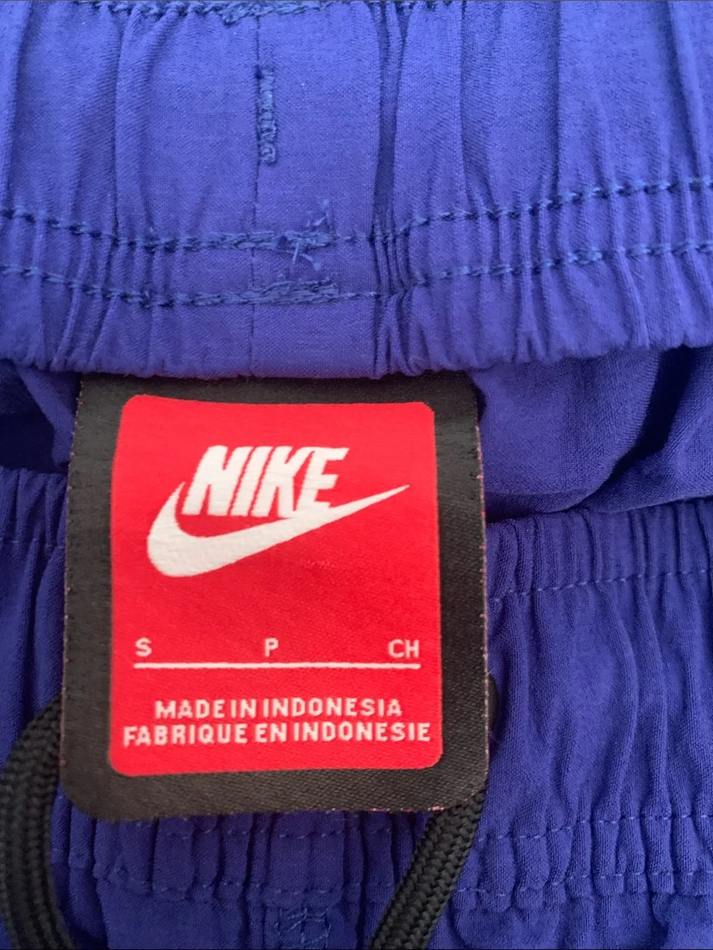 Nike men’s shorts size small